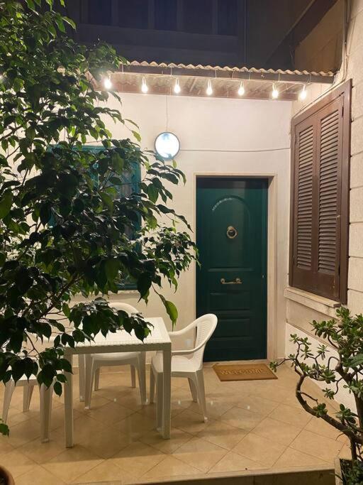 Apartamento Enry Station House Bari Exterior foto